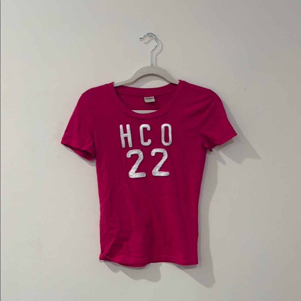 Hollister Bright Pink Tee with White Label